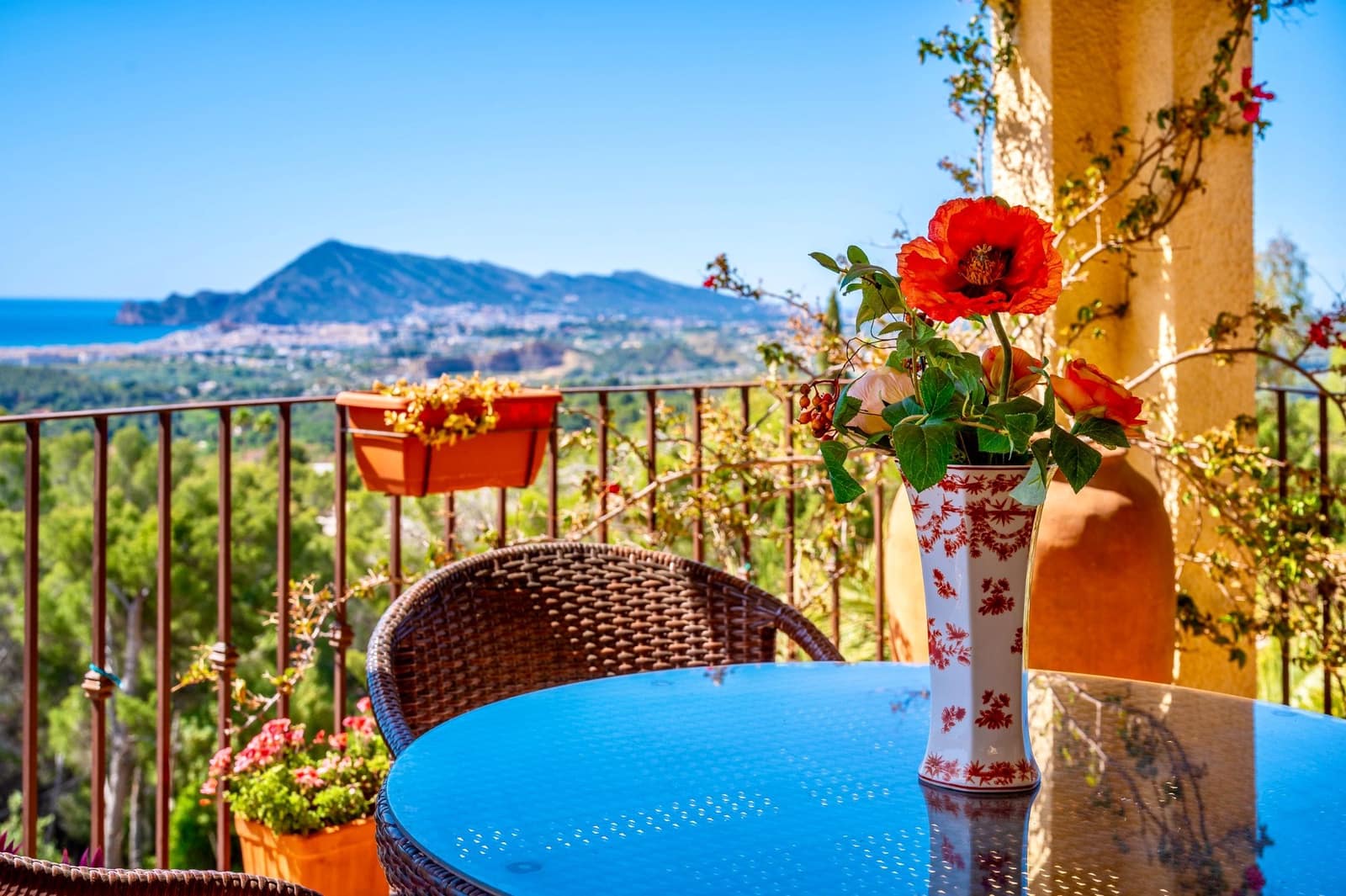 5 soveværelse Villa til salg i Altea med swimmingpool garage - € 1.375.000 (Ref: 9028677)