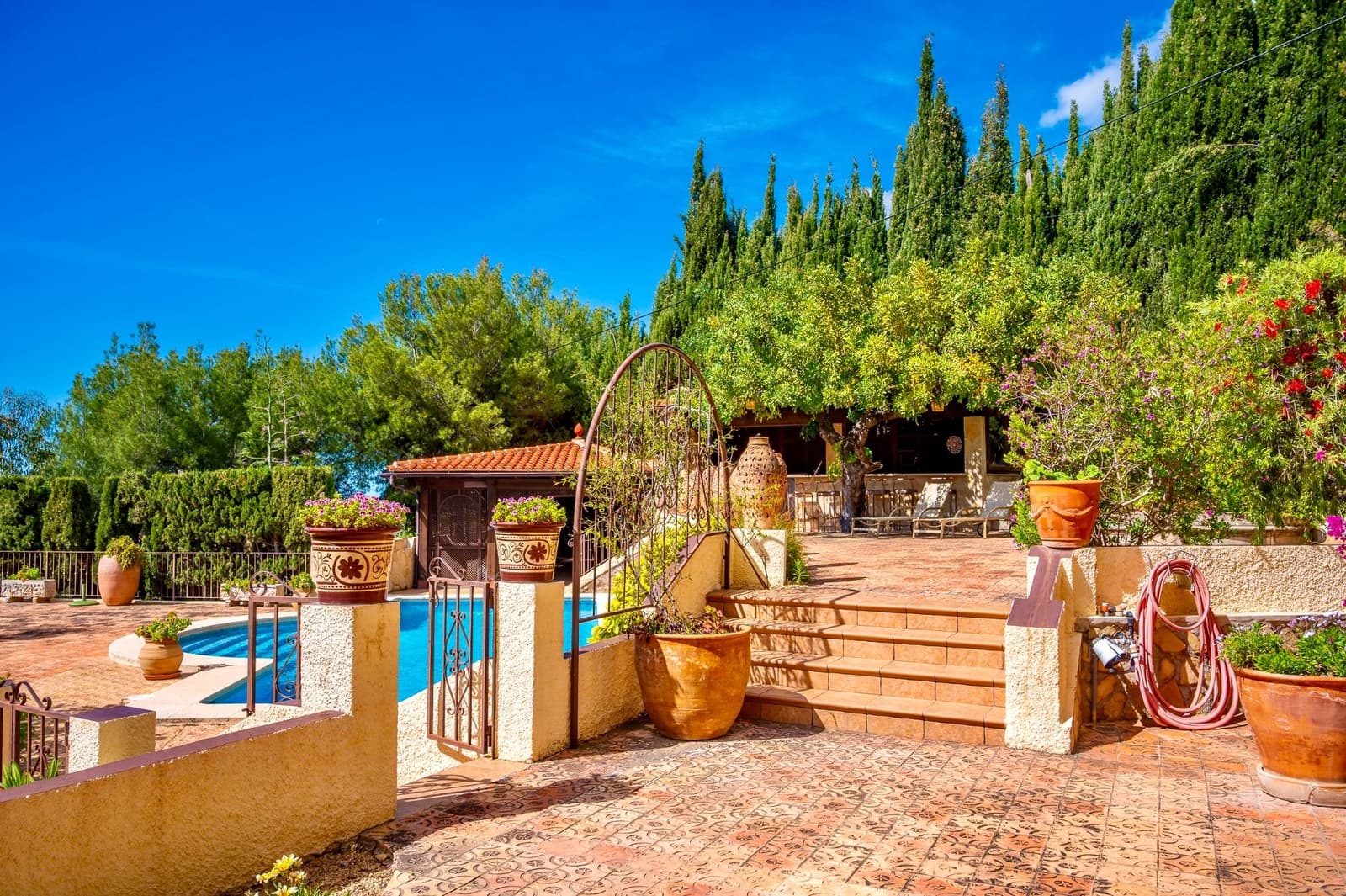 5 soveværelse Villa til salg i Altea med swimmingpool garage - € 1.375.000 (Ref: 9028677)