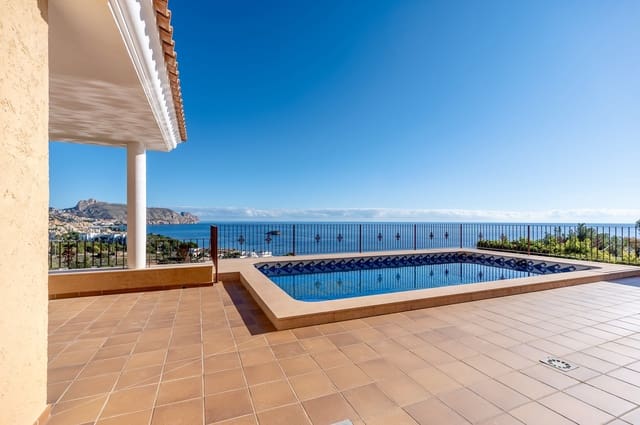 6 slaapkamer Villa te koop in Altea met zwembad garage - € 2.000.000 (Ref: 9028679)