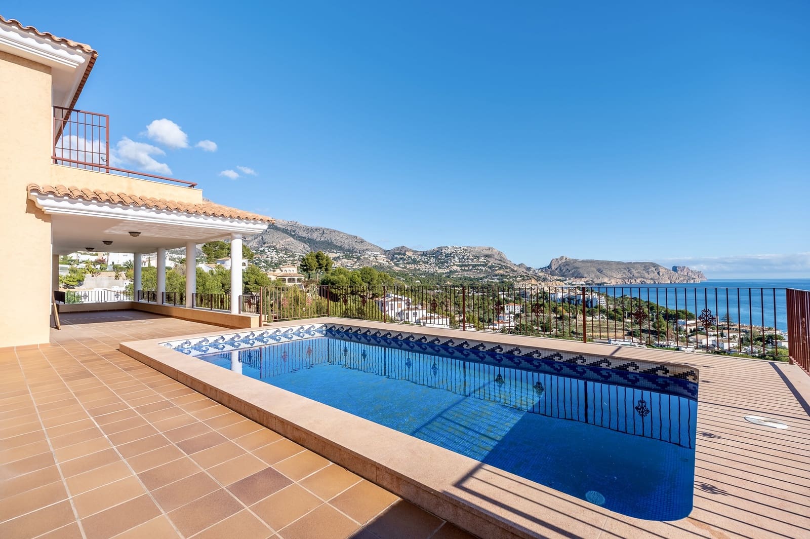 6 slaapkamer Villa te koop in Altea met zwembad garage - € 2.000.000 (Ref: 9028679)