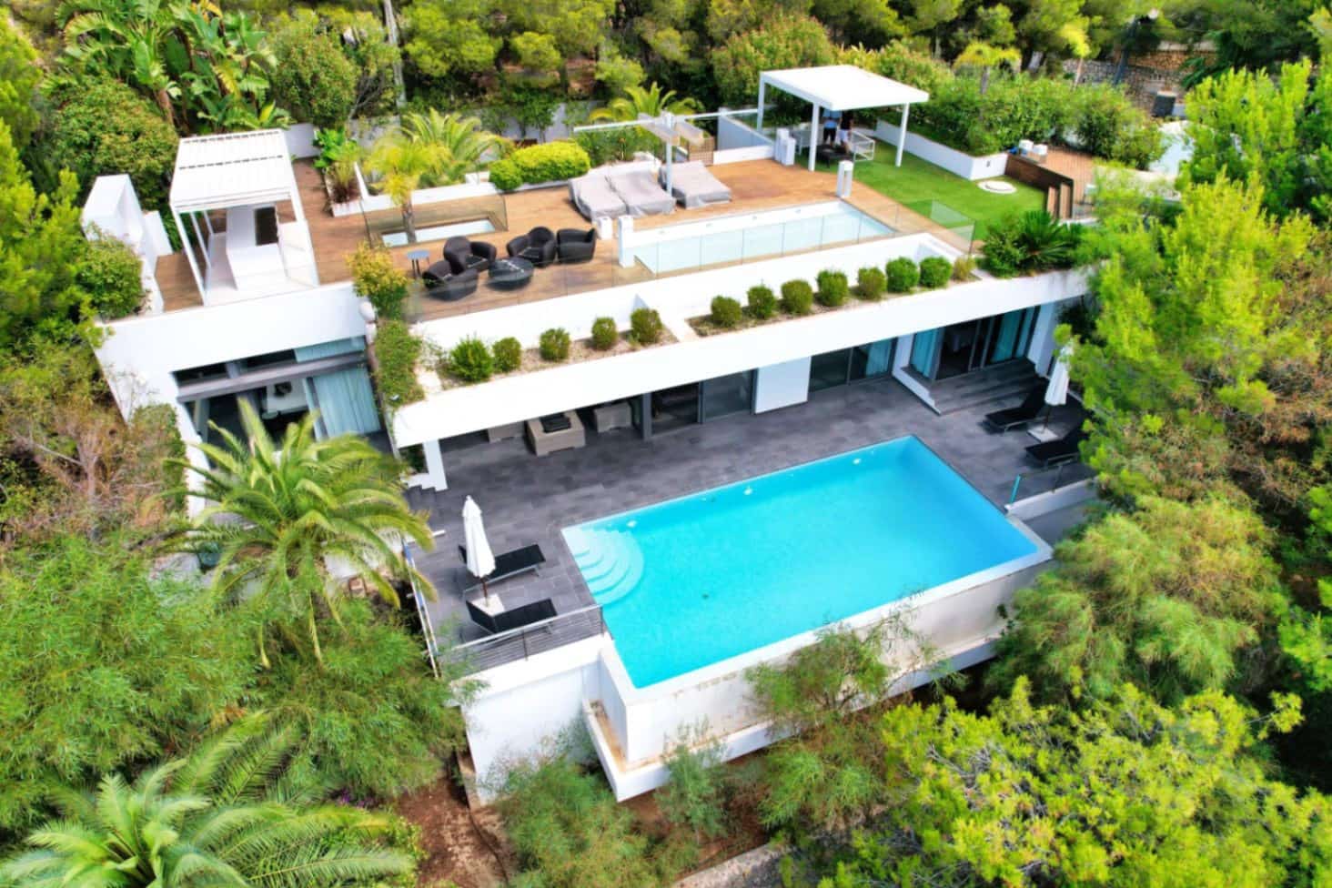 3 bedroom Villa for sale in Altea la Vella - € 2,800,000 (Ref: 9028681)