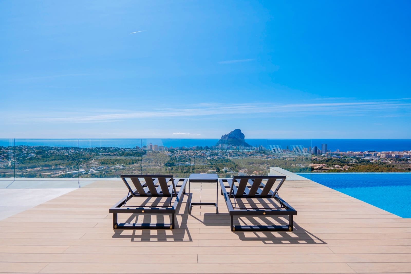 4 chambre Villa/Maison à vendre à Calpe / Calp avec piscine garage - 2 825 000 € (Ref: 9028685)