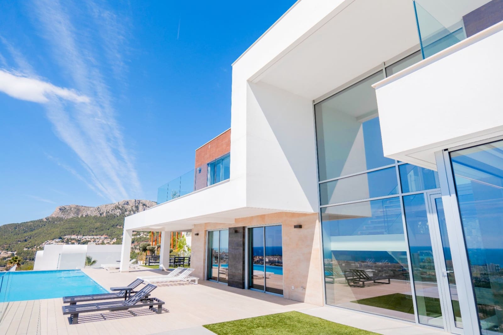 4 chambre Villa/Maison à vendre à Calpe / Calp avec piscine garage - 2 825 000 € (Ref: 9028685)