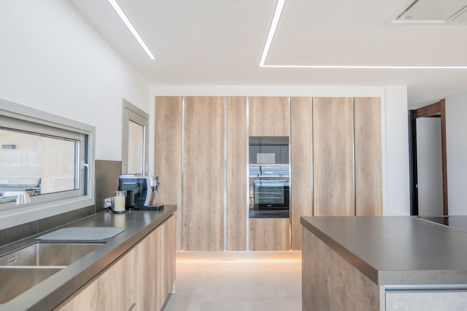 4 chambre Villa/Maison à vendre à Calpe / Calp avec piscine garage - 2 825 000 € (Ref: 9028685)