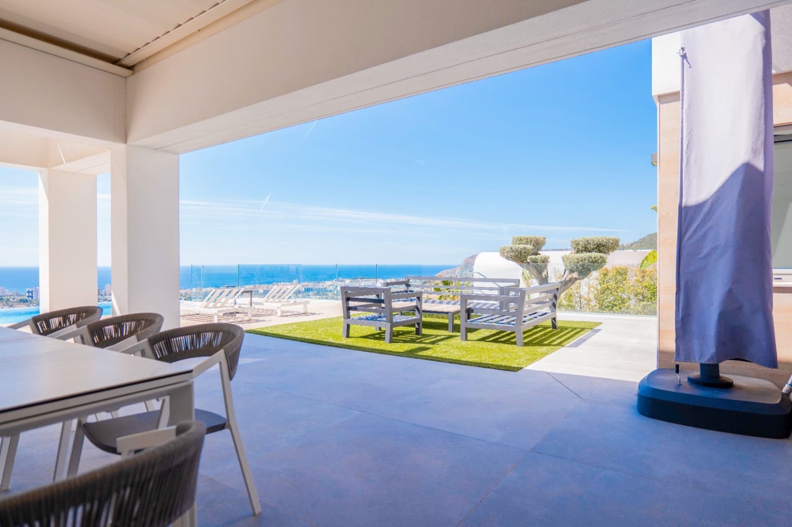 4 chambre Villa/Maison à vendre à Calpe / Calp avec piscine garage - 2 825 000 € (Ref: 9028685)