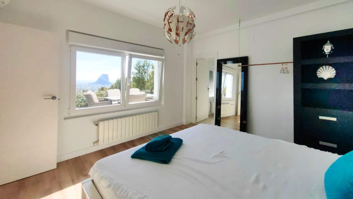 4 soveværelse Villa til salg i Calpe / Calp med swimmingpool garage - € 999.900 (Ref: 9035721)