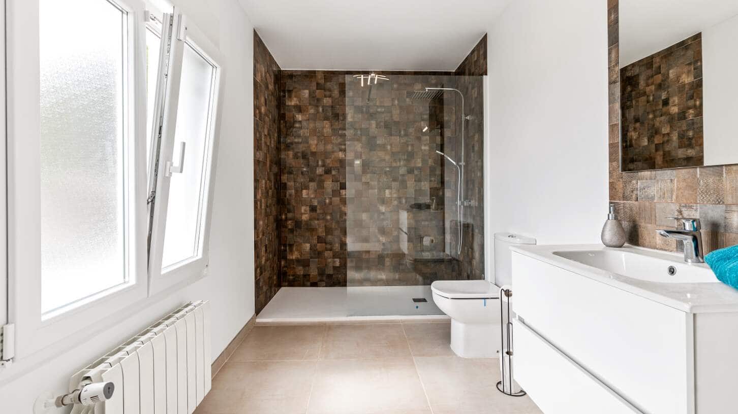 4 soveværelse Villa til salg i Calpe / Calp med swimmingpool garage - € 999.900 (Ref: 9035721)