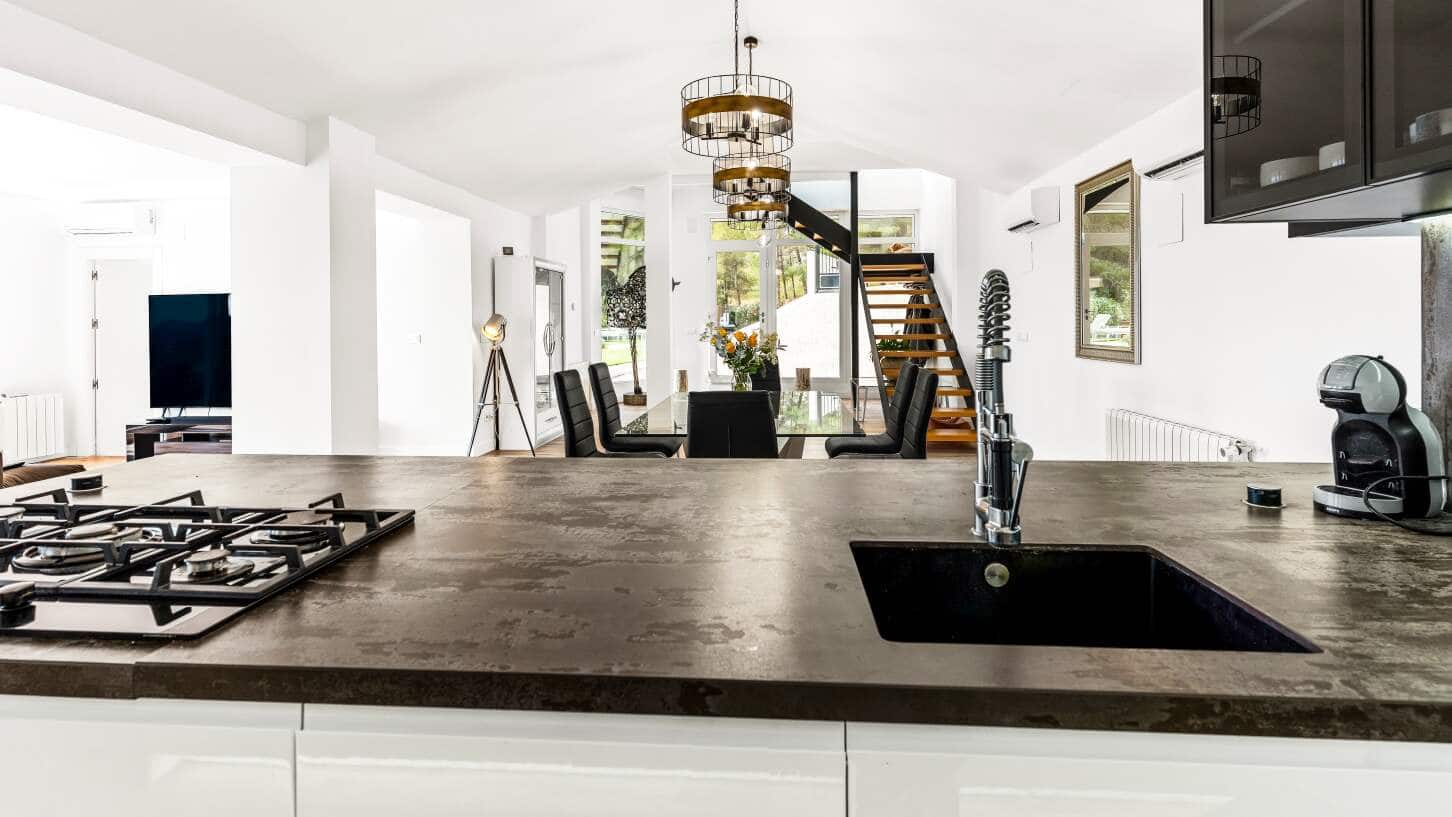 4 soveværelse Villa til salg i Calpe / Calp med swimmingpool garage - € 999.900 (Ref: 9035721)