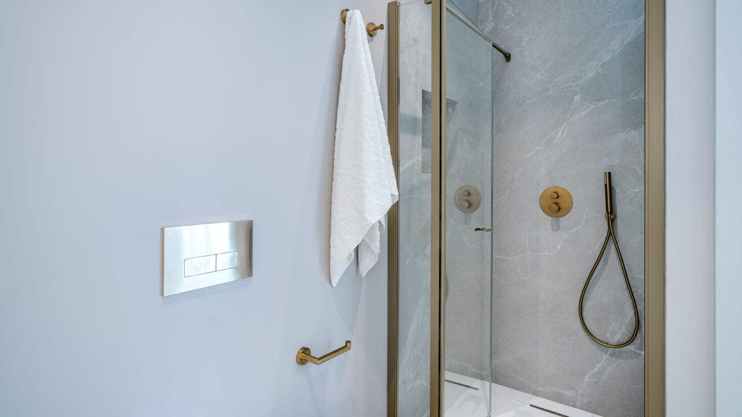 4 quarto Moradia para venda em Calpe / Calp com piscina garagem - 1 564 000 € (Ref: 9041627)