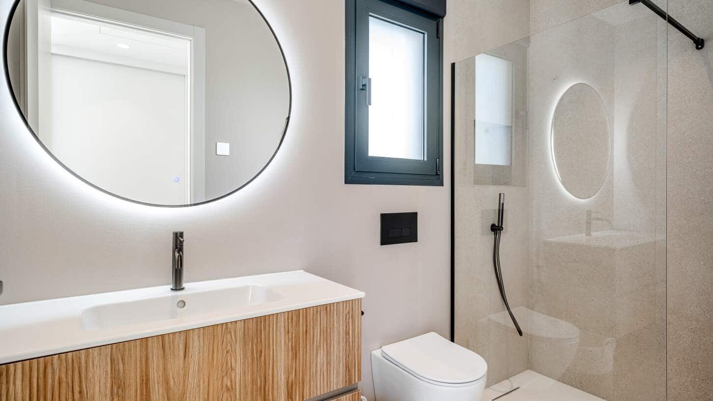 4 quarto Moradia para venda em Calpe / Calp com piscina garagem - 1 564 000 € (Ref: 9041627)