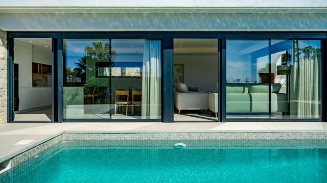 4 sypialnia Willa na sprzedaż w Calpe / Calp z basenem garażem - 1 564 000 € (Ref: 9041627)