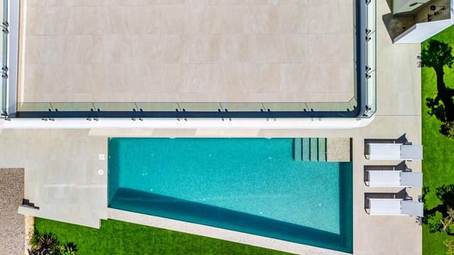 4 sypialnia Willa na sprzedaż w Calpe / Calp z basenem garażem - 1 564 000 € (Ref: 9041627)