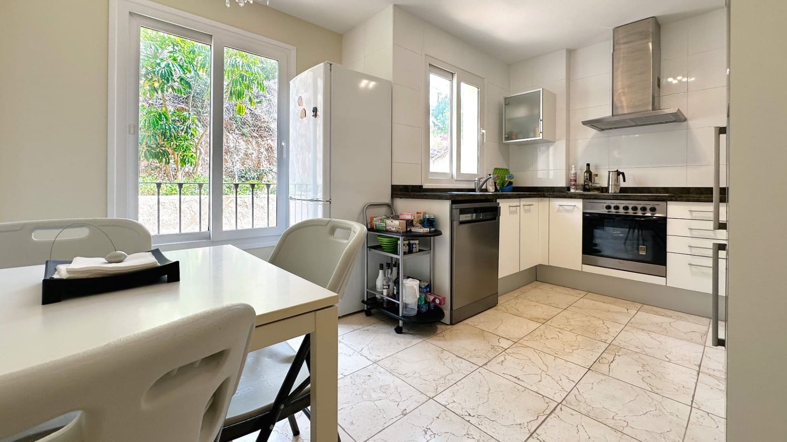 3 soveværelse Lejlighed til salg i Altea med swimmingpool garage - € 690.000 (Ref: 9061854)