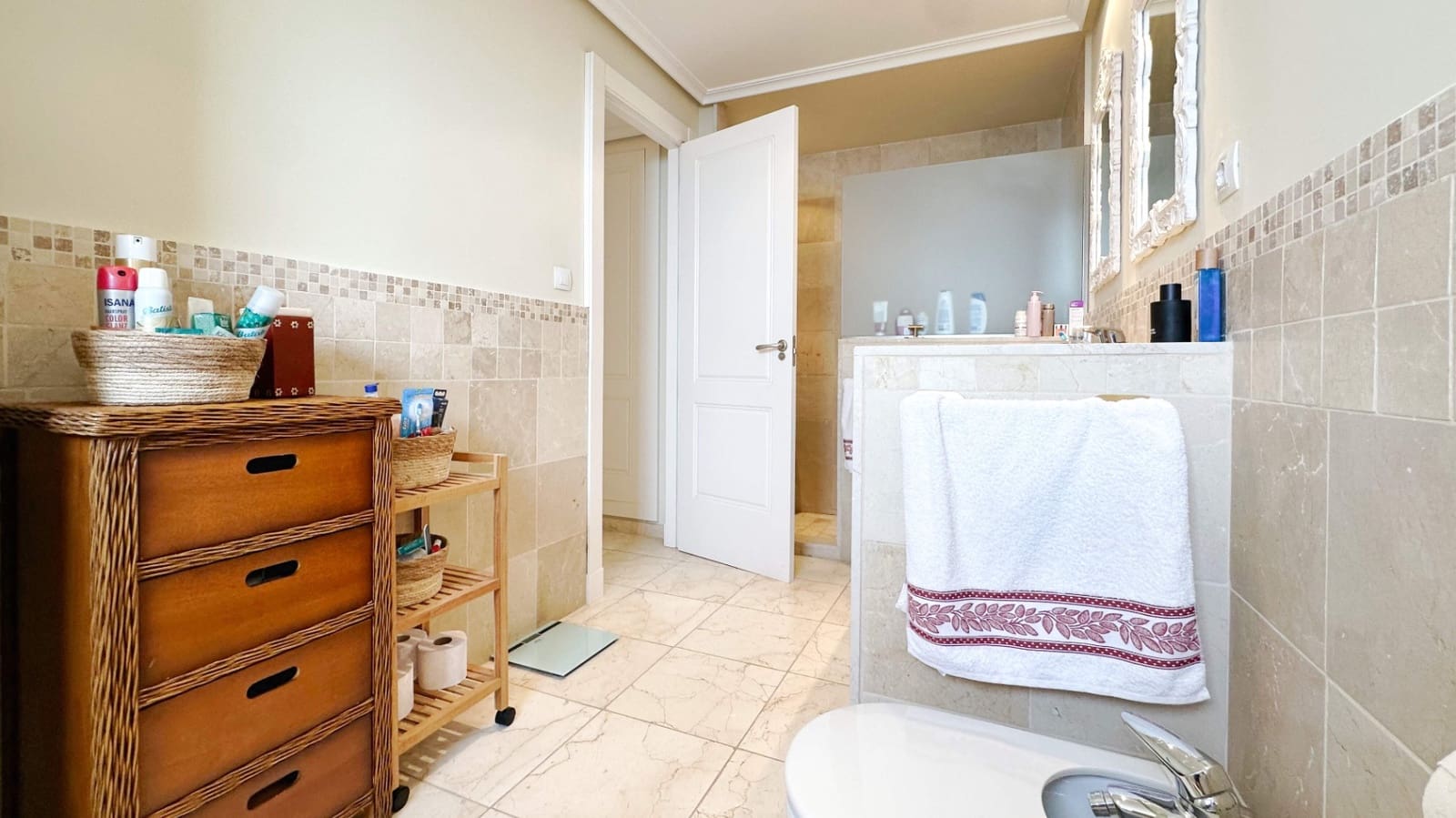 3 soveværelse Lejlighed til salg i Altea med swimmingpool garage - € 690.000 (Ref: 9061854)