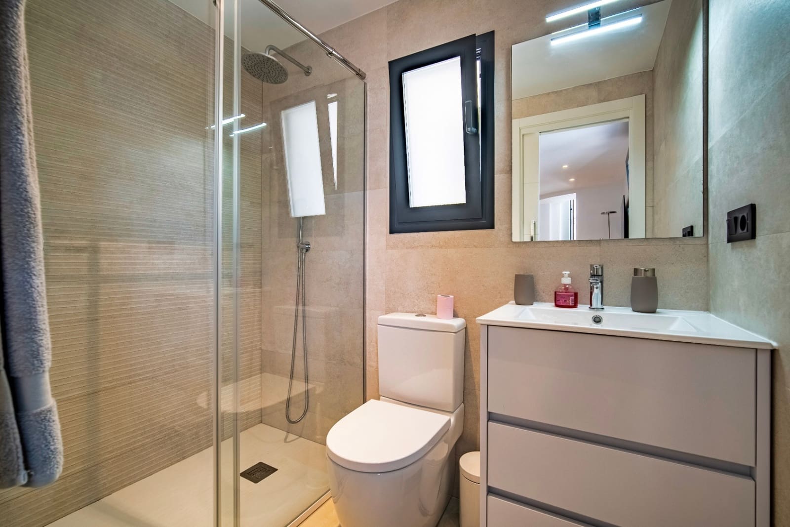 7 soveværelse Villa til salg i Altea med swimmingpool garage - € 2.850.000 (Ref: 9101678)