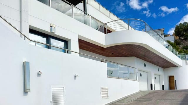 7 soveværelse Villa til salg i Altea med swimmingpool garage - € 2.850.000 (Ref: 9101678)