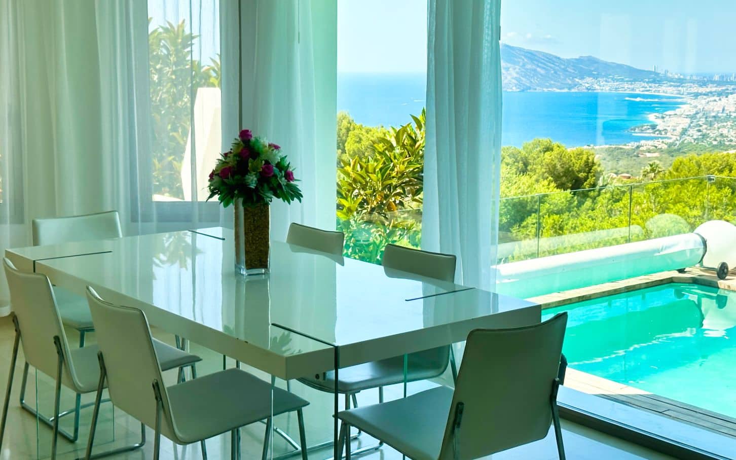 4 soveværelse Villa til salg i Altea med swimmingpool garage - € 1.995.000 (Ref: 9105849)