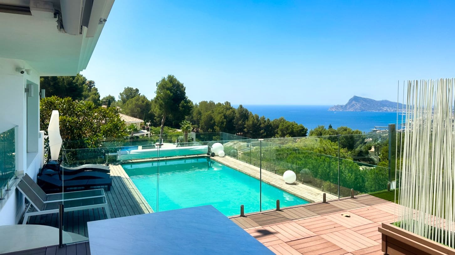 4 soveværelse Villa til salg i Altea med swimmingpool garage - € 1.995.000 (Ref: 9105849)