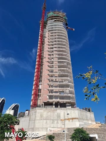 3 quarto Apartamento para venda em Playa Poniente, Benidorm com piscina garagem - 895 000 € (Ref: 9110794)