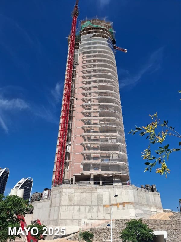 2 chambre Appartement à vendre à Benidorm avec piscine garage - 601 900 € (Ref: 9110796)