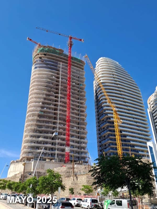 2 chambre Appartement à vendre à Benidorm avec piscine garage - 601 900 € (Ref: 9110796)