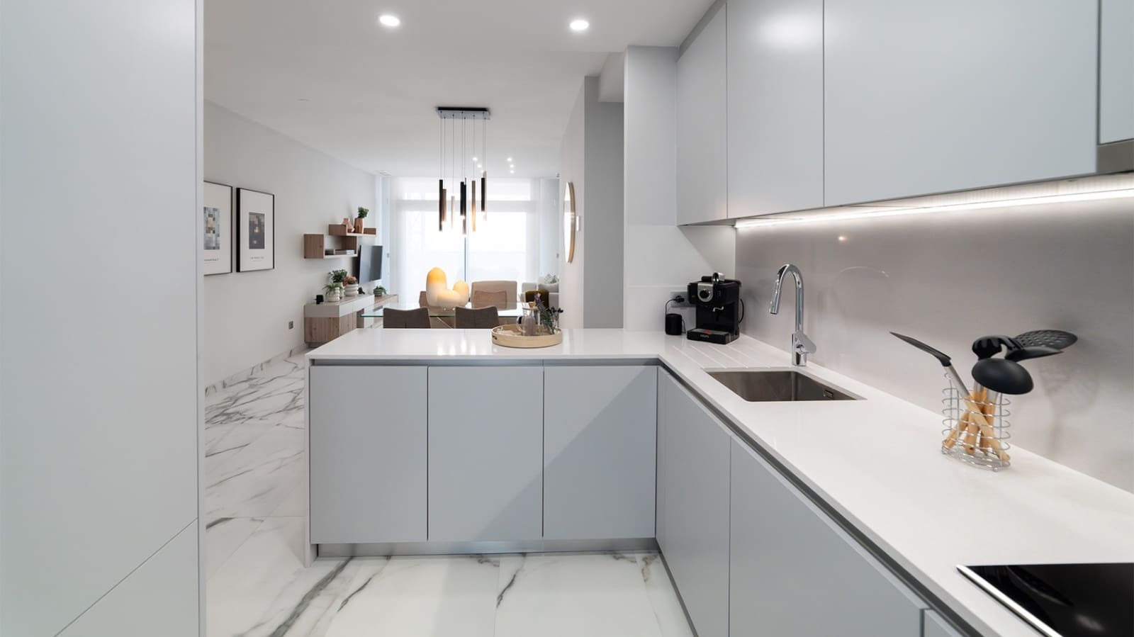 2 chambre Appartement à vendre à Benidorm avec piscine garage - 601 900 € (Ref: 9110796)