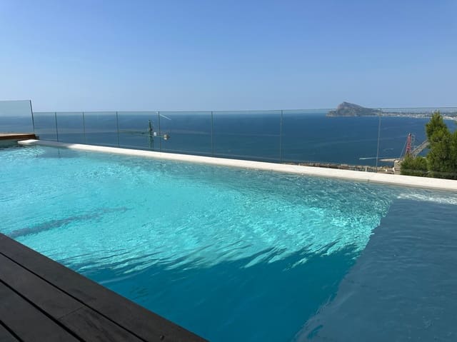 5 Zimmer Villa zu verkaufen in Altea mit Pool Garage - 1.595.000 € (Ref: 9111485)