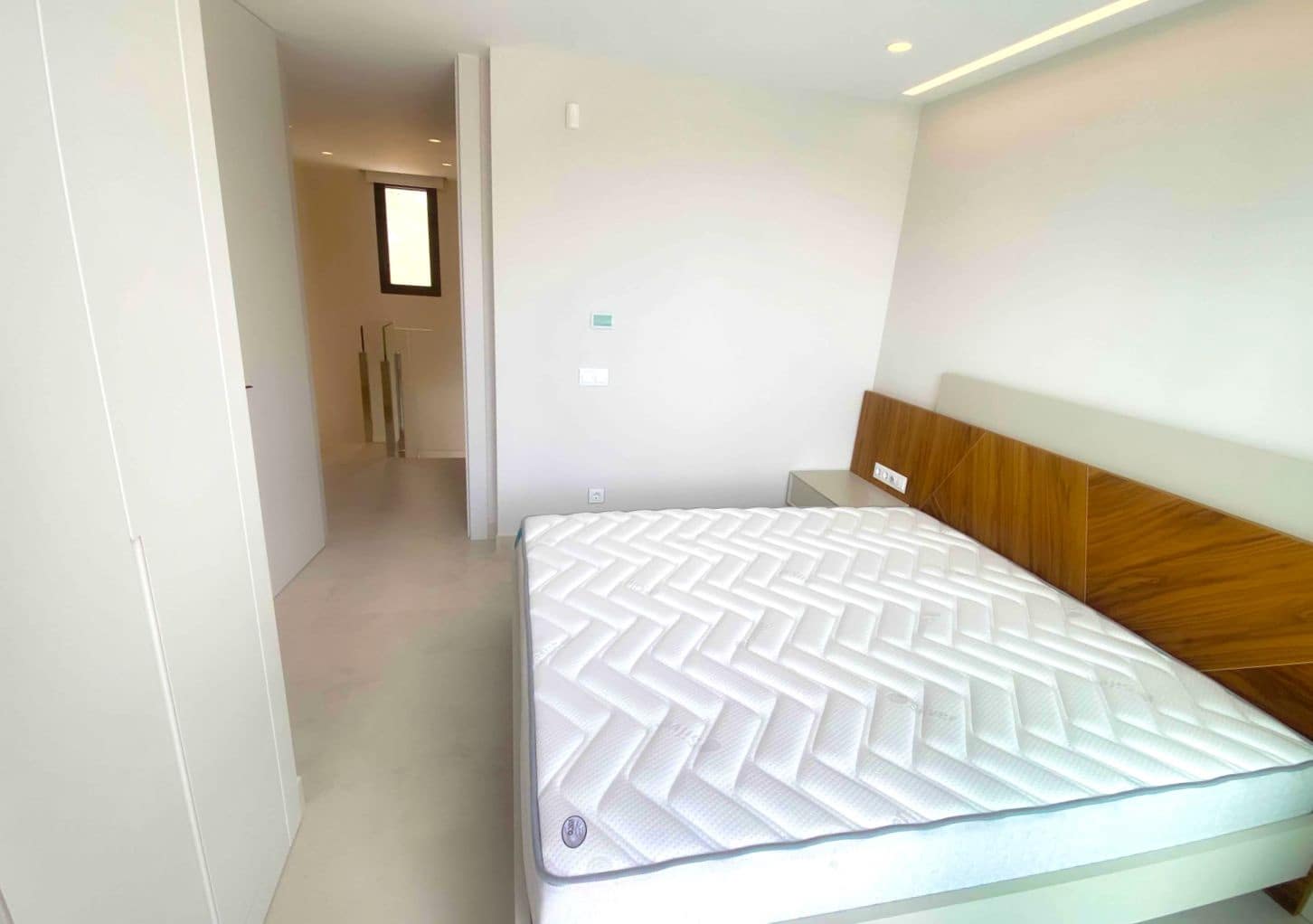 4 soveværelse Lejlighed til salg i Benidorm med swimmingpool garage - € 1.650.000 (Ref: 9115571)