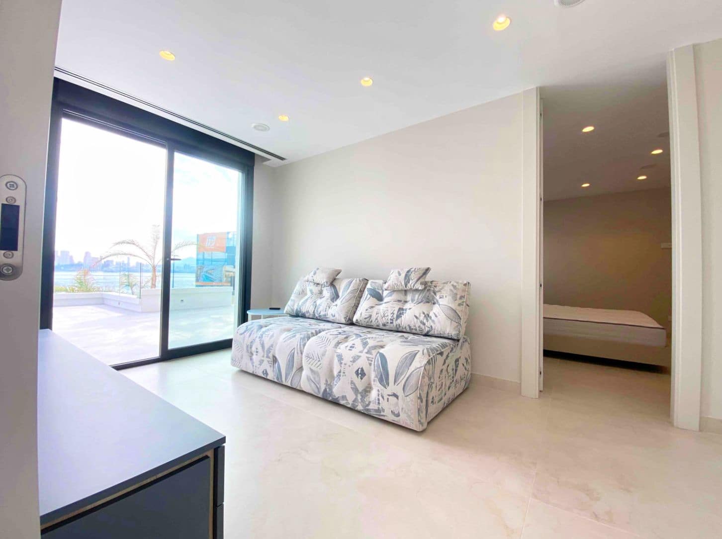 4 soveværelse Lejlighed til salg i Benidorm med swimmingpool garage - € 1.650.000 (Ref: 9115571)