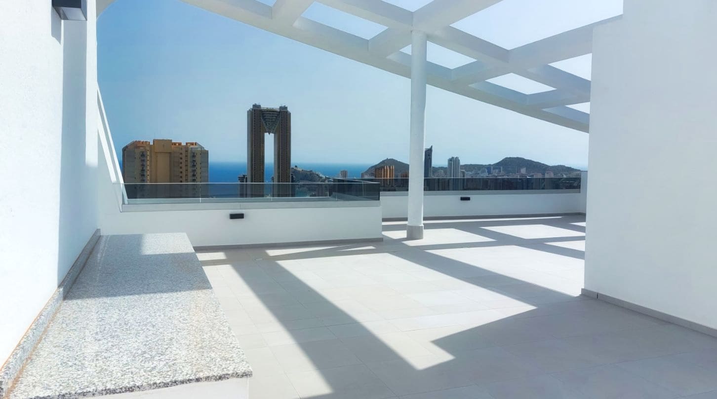 3 quarto Penthouse para venda em Benidorm com piscina garagem - 830 100 € (Ref: 9121440)