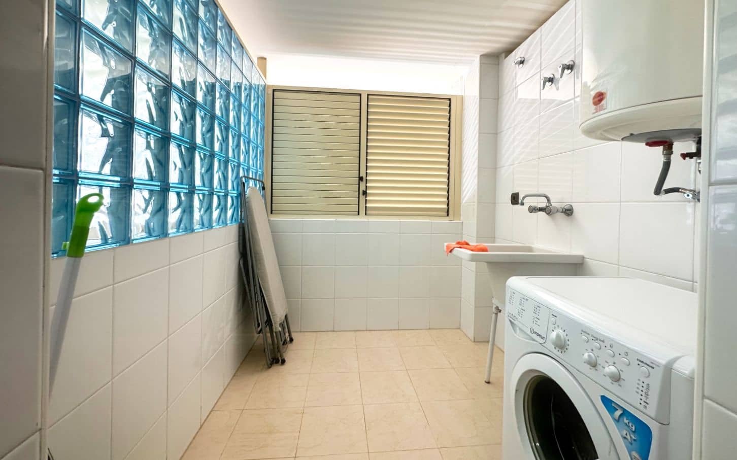 2 soveværelse Lejlighed til salg i Altea med swimmingpool garage - € 380.000 (Ref: 9123970)