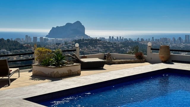 3 Zimmer Villa zu verkaufen in Calpe / Calp mit Pool - 1.050.000 € (Ref: 9150975)