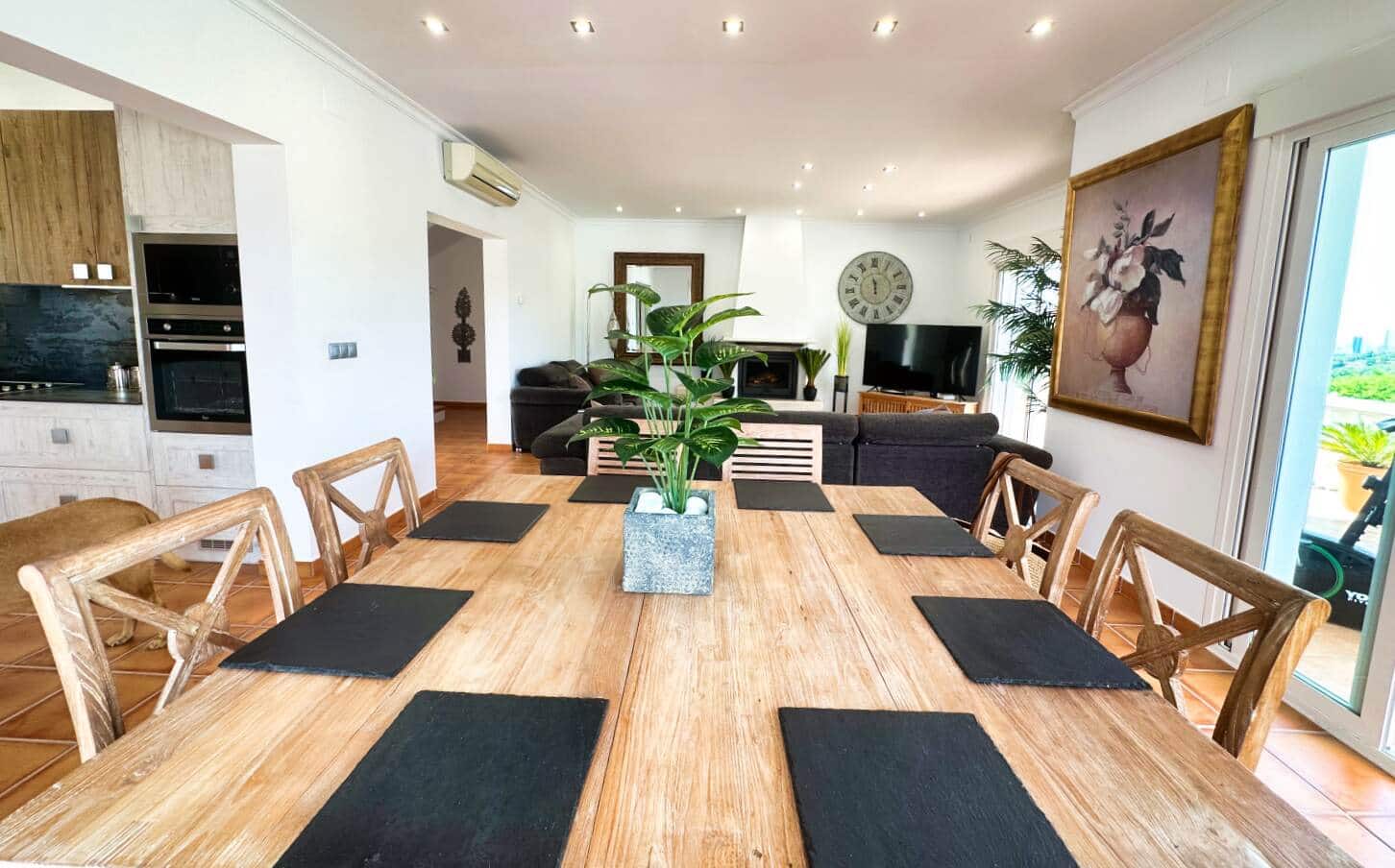 4 makuuhuone Huvila myytävänä paikassa Calpe / Calp mukana uima-altaan 
autotalli - 995 000 € (Ref: 9180084)