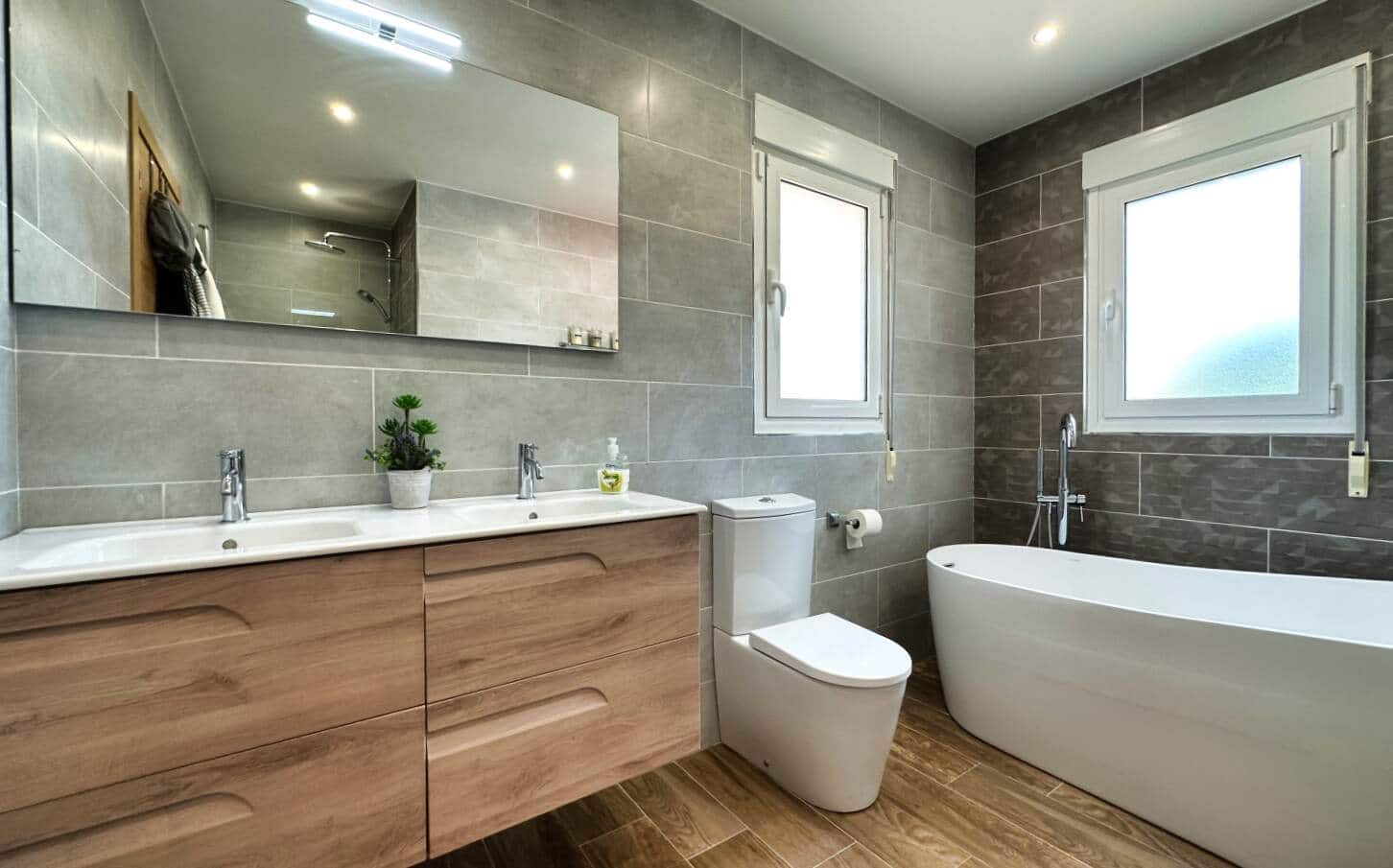 4 makuuhuone Huvila myytävänä paikassa Calpe / Calp mukana uima-altaan 
autotalli - 995 000 € (Ref: 9180084)