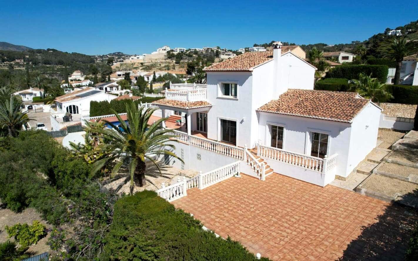 4 sypialnia Willa na sprzedaż w Calpe / Calp z basenem - 995 000 € (Ref: 9180084)