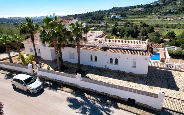 4 chambre Villa/Maison à vendre à Calpe / Calp avec piscine - 995 000 € (Ref: 9180084)