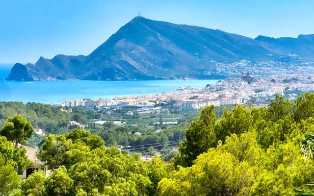 3 bedroom Villa for sale in Altea with pool garage - € 1,150,000 (Ref: 9180086)