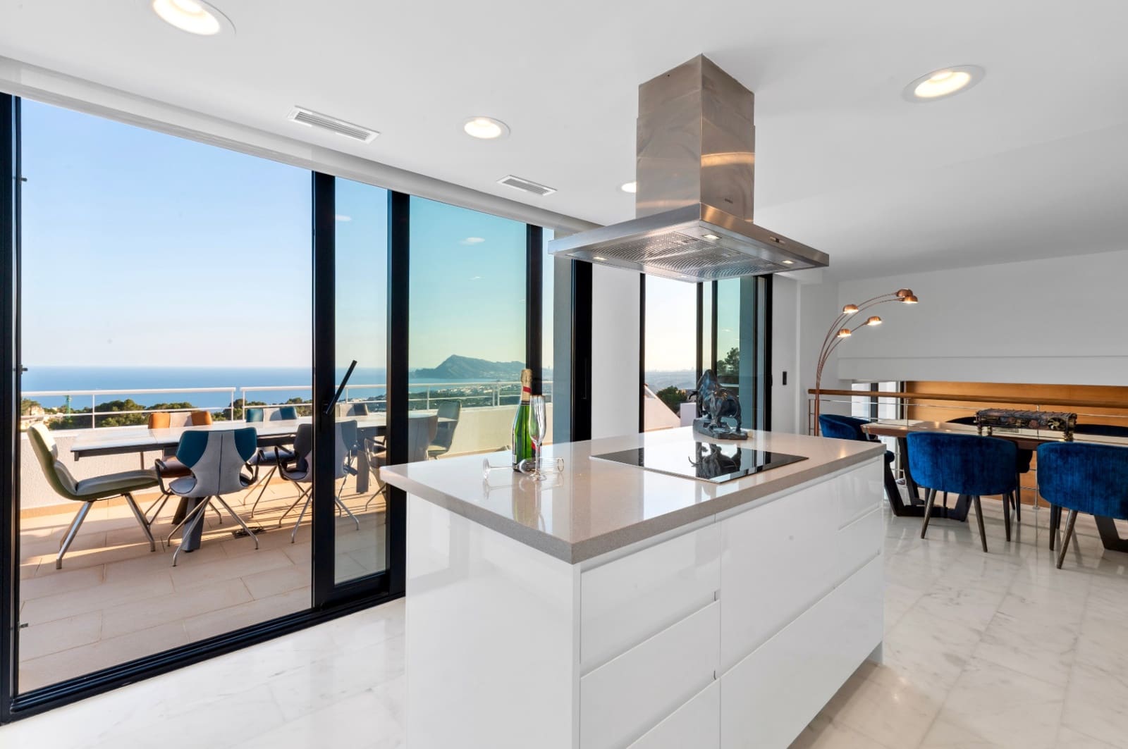 3 soveværelse Villa til salg i Altea la Vella med swimmingpool garage - € 1.295.000 (Ref: 9180092)