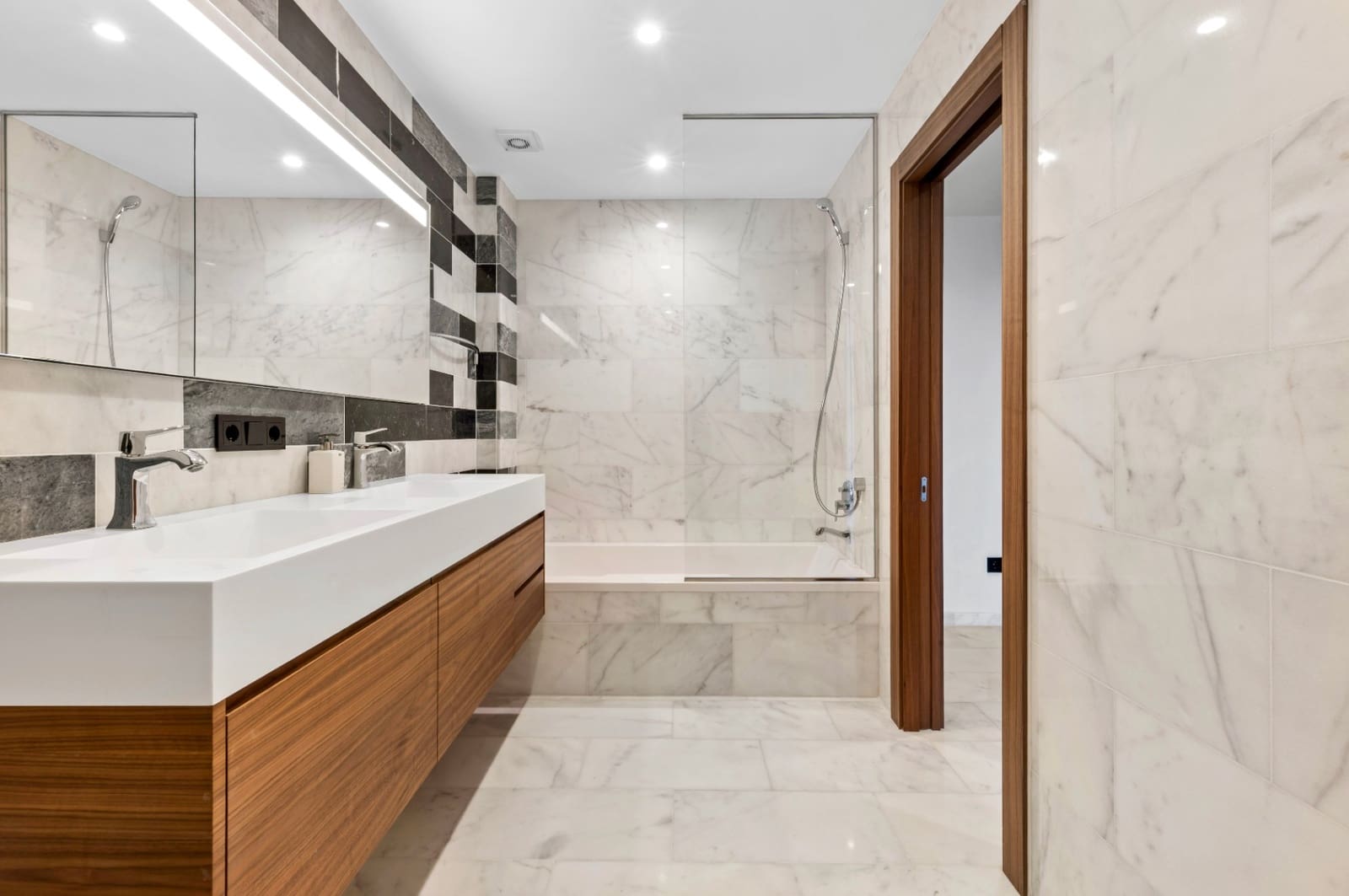 3 soveværelse Villa til salg i Altea la Vella med swimmingpool garage - € 1.295.000 (Ref: 9180092)