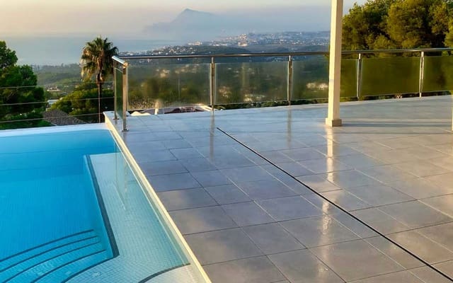 5 chambre Villa/Maison à vendre à Altea avec piscine garage - 3 500 000 € (Ref: 9193156)