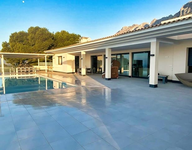 5 chambre Villa/Maison à vendre à Altea avec piscine garage - 3 500 000 € (Ref: 9193156)