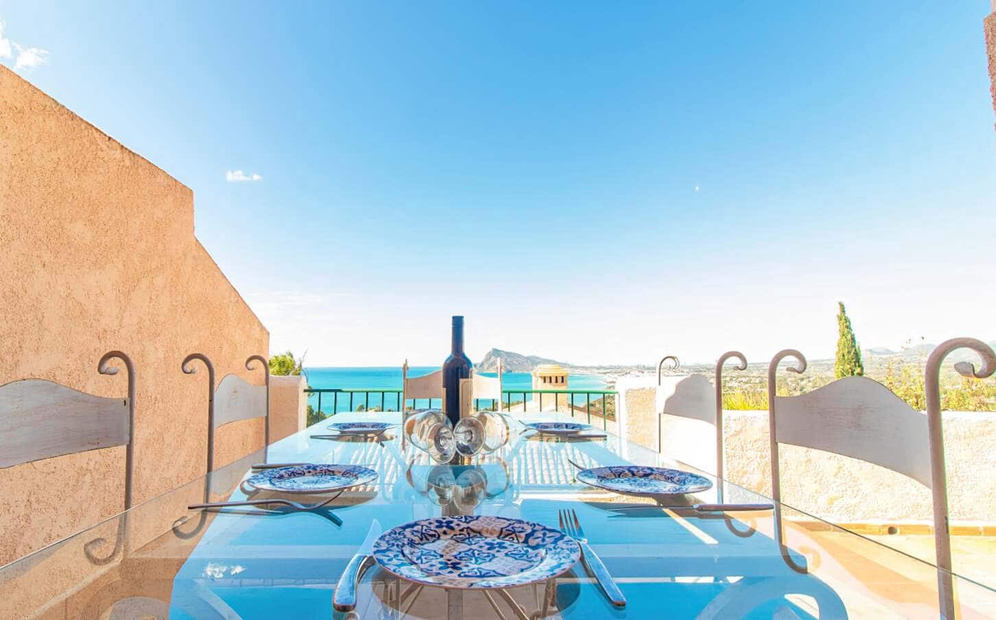 4 bedroom Bungalow for sale in Altea with pool garage - € 520,000 (Ref: 9194922)