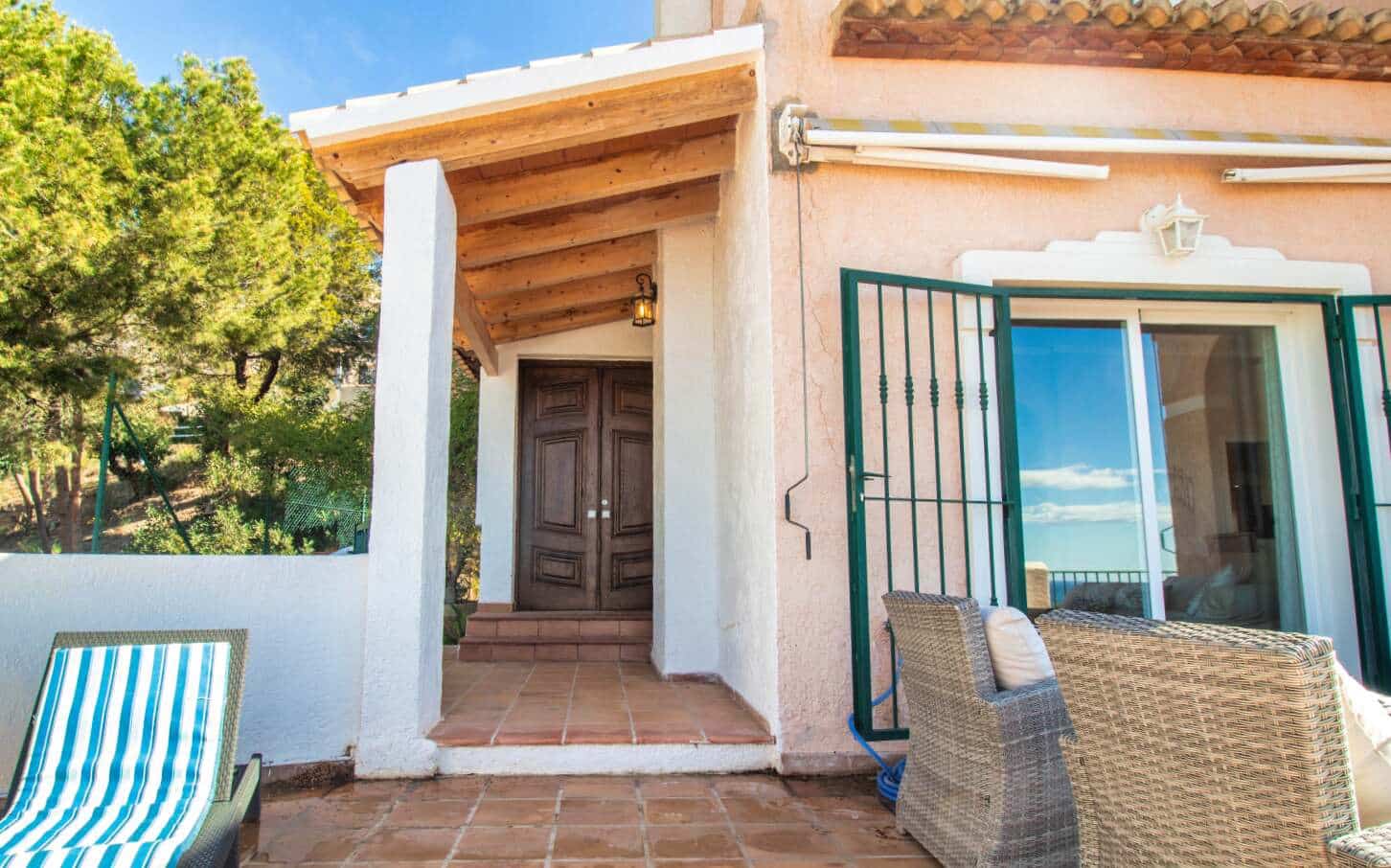 4 bedroom Bungalow for sale in Altea with pool garage - € 520,000 (Ref: 9194922)