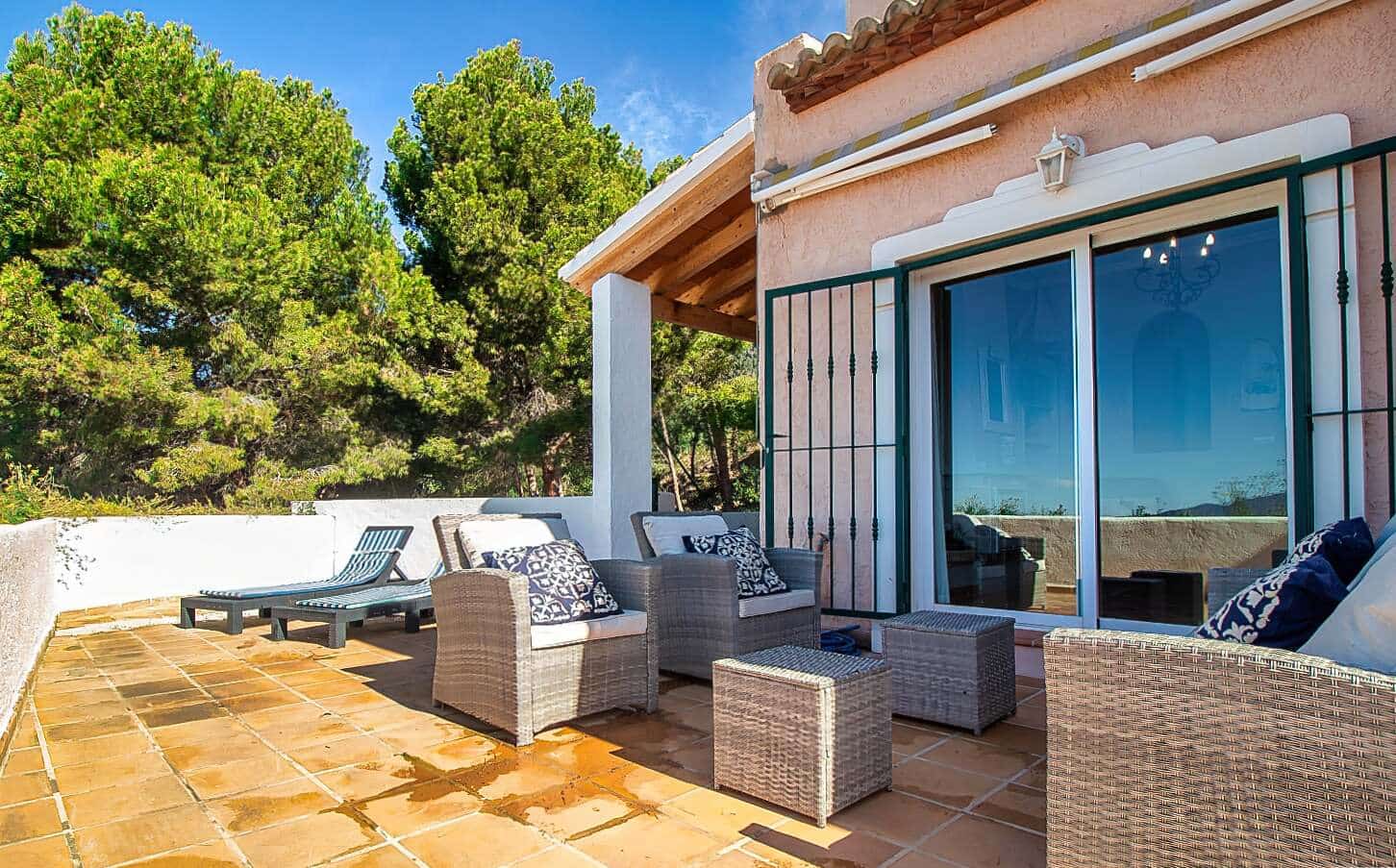 4 bedroom Bungalow for sale in Altea with pool garage - € 520,000 (Ref: 9194922)