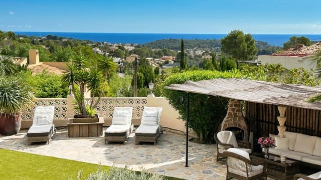 3 bedroom Villa for sale in Altea la Vella, Altea with pool garage - € 1,100,000 (Ref: 9432607)