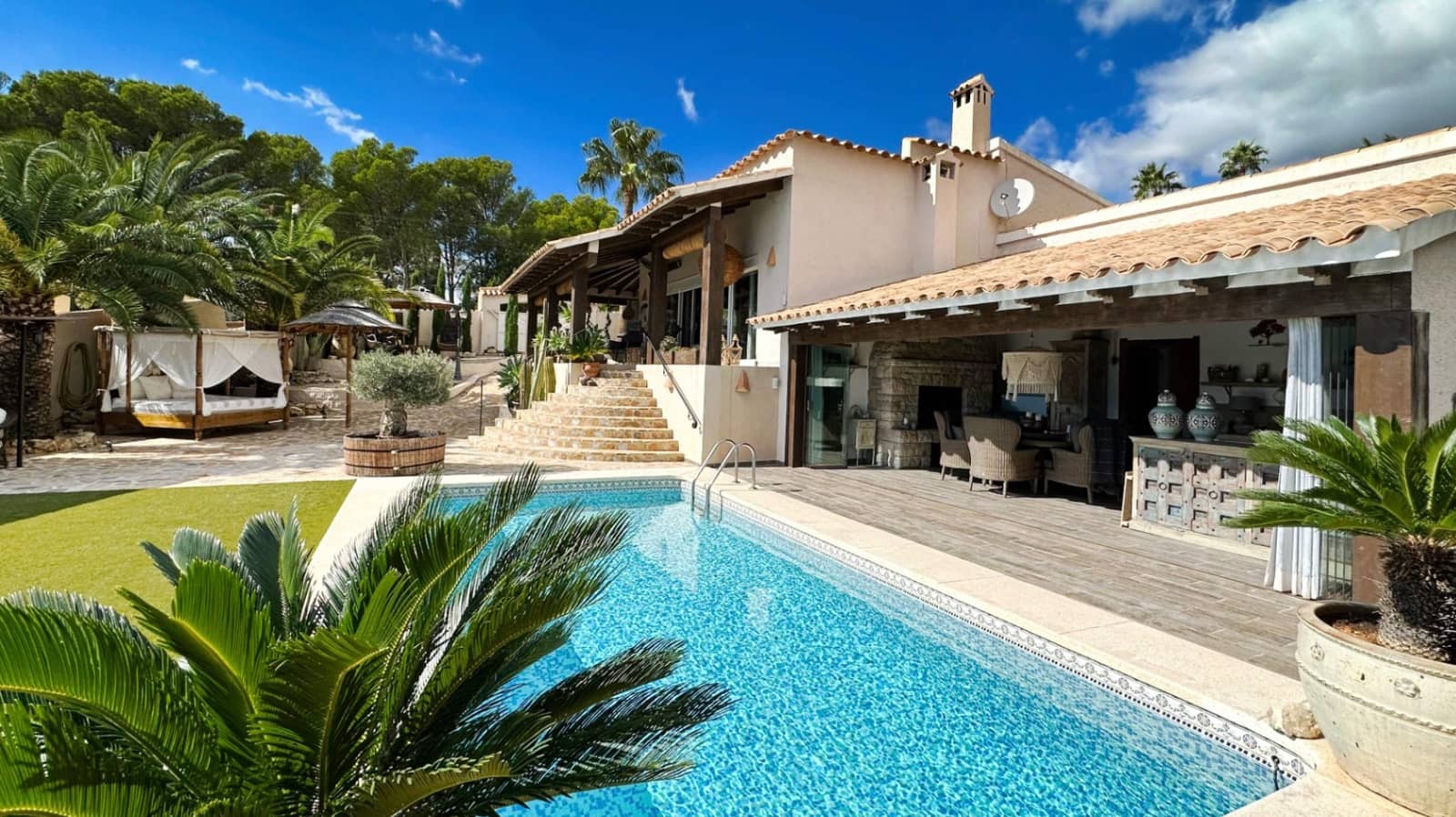 3 bedroom Villa for sale in Altea la Vella with pool garage - € 995,000 (Ref: 9432607)