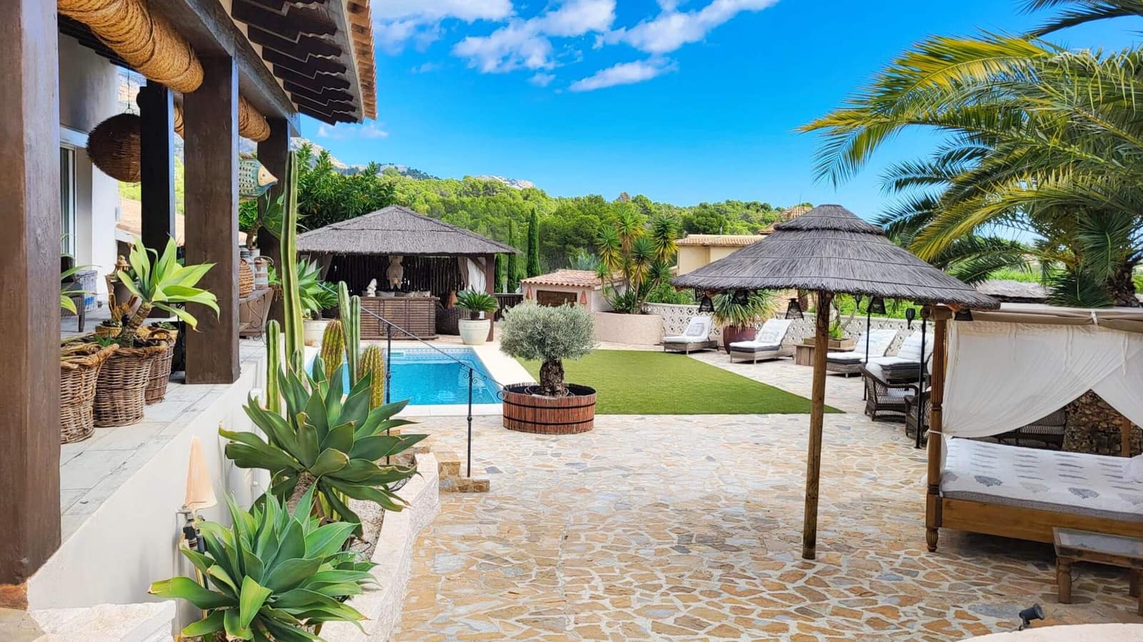 3 bedroom Villa for sale in Altea la Vella with pool garage - € 995,000 (Ref: 9432607)