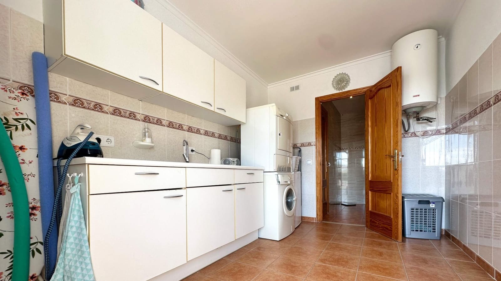 4 slaapkamer Villa te koop in La Nucia met zwembad garage - € 560.000 (Ref: 9444918)