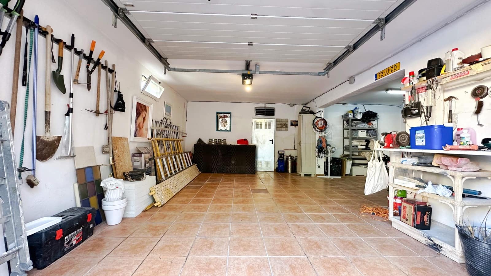 4 slaapkamer Villa te koop in La Nucia met zwembad garage - € 560.000 (Ref: 9444918)