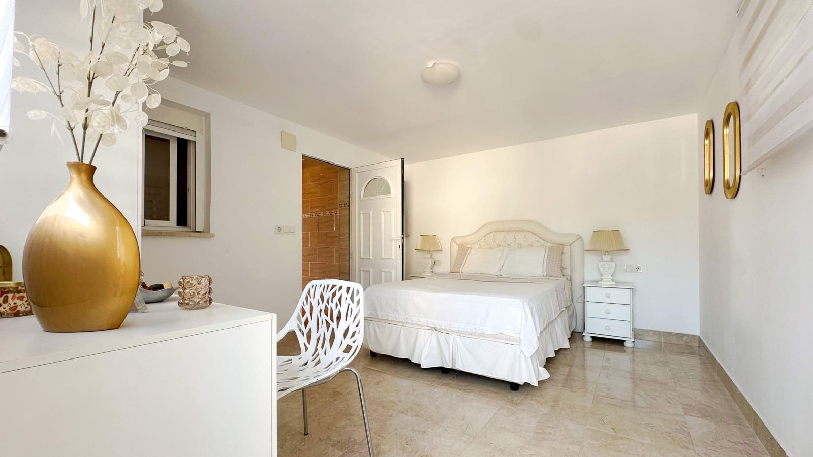 4 slaapkamer Villa te koop in La Nucia met zwembad garage - € 560.000 (Ref: 9444918)